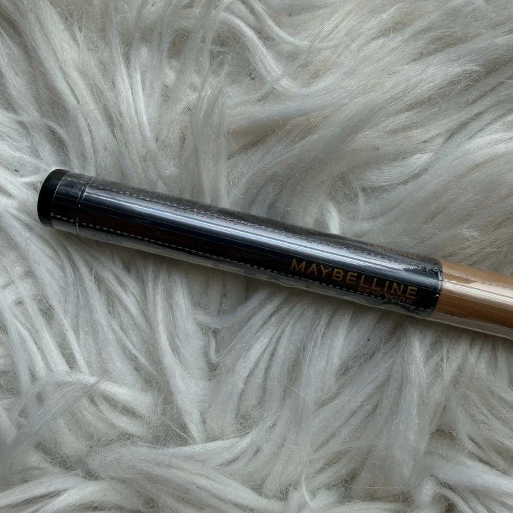 Maybelline Color Tattoo Longwear Multi-Use Eye Shadow Stix in I am Rare